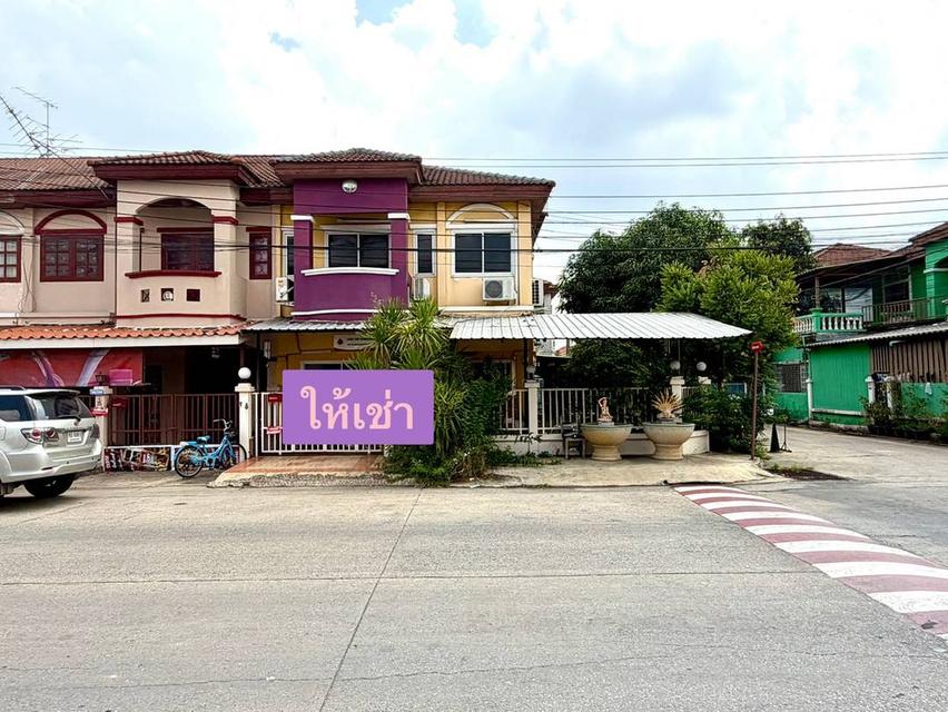 ให้เช่า ทาวน์เฮ้าส์ ถนนเมน หลังมุม หมู่บ้านศิริวรรณ บางบัวทอง 1
