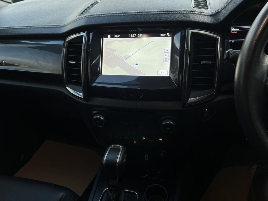 ปี2019 Ford EVEREST 2.0 เทอร์โบ Titanium TOP 4x2 sunroof 12