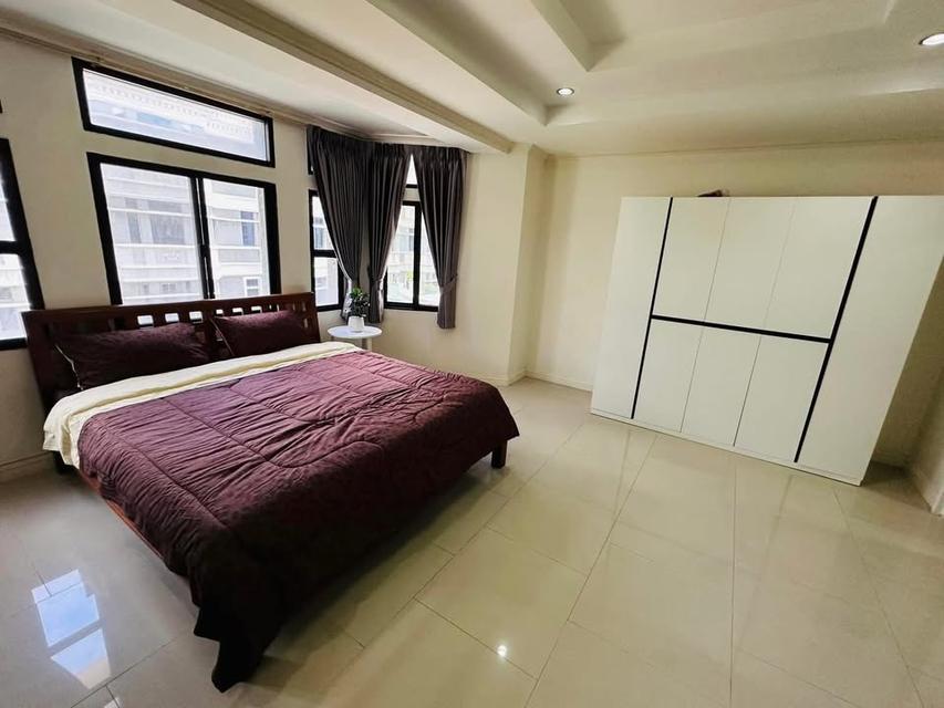 TOWNHOME สุขุมวิท ซอย 3 ใกล้มหาวิทยาลัย น้องๆนักศึกษาอยากจะหารกันเพื่ออยู่ หรือมองหาทำเลดีๆ สำหรับทำธุรกิจปล่อยเช่าAirbnb