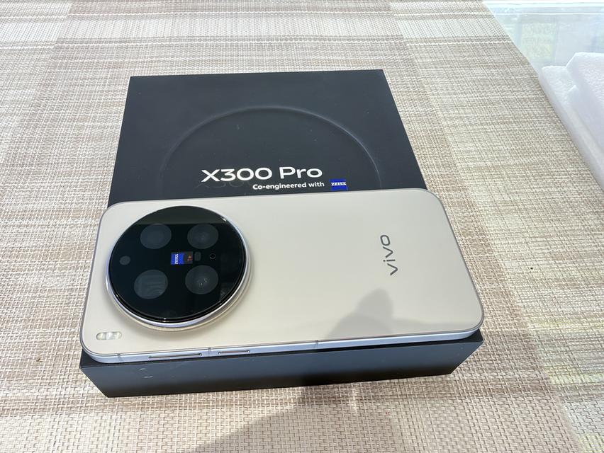 VIVO X300pro แบต99% ครบกล่อง