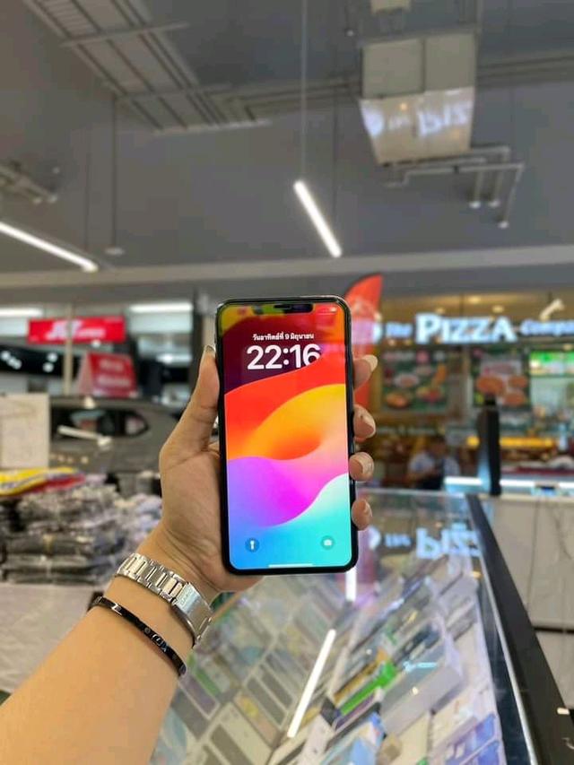 iPhone XS Max สีดำ 4