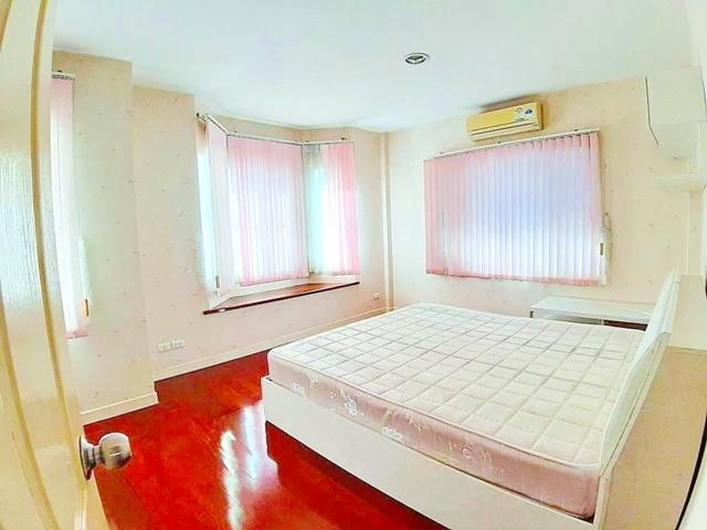 สุวรรณภูมิ กิ่งแก้ว29-33 รพ.จุฬารัตน์ 9 1.6กม. ให้เช่าคฤหาสน์ หรู 3-4นอน นันทวัน 3 น้ำ 70 ตร.วา. 278 ตร.ม. BTS บางนา 4.9 8