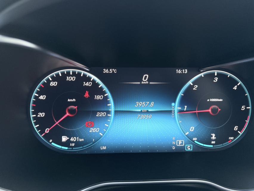 Mercedes-GLC220d Coupe AMG รูปที่ 11