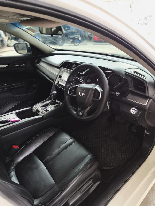 HONDA CIVIC 1.8E 2016 11