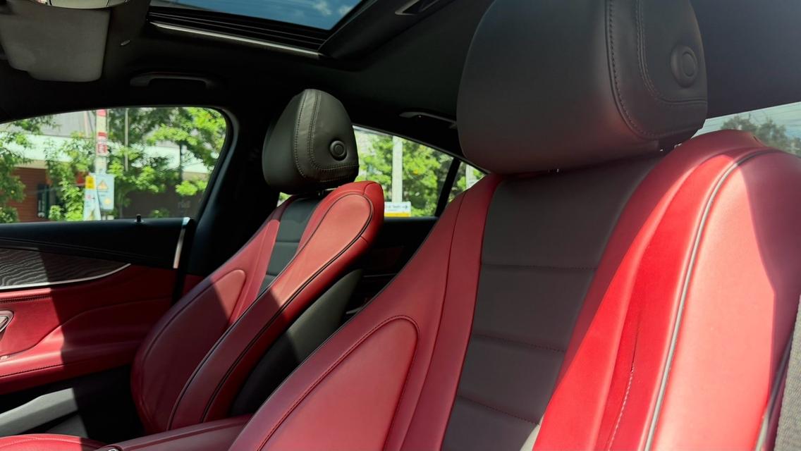 2025 Benz Cls220d AMG Premium Milage 15,XXX KM รูปที่ 8