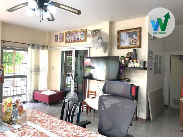 ขายบ้านเดี่ยว 52.4 ตร.ว. มีต้นไม้ร่มรื่น สภาพดีมาก พร้อมอยู่ 4 ห้องนอน 2 ห้องน้ำ 3 แอร์ ซ.บึงขวาง 6 ร่มเกล้า/สุวินทวงศ์ 3