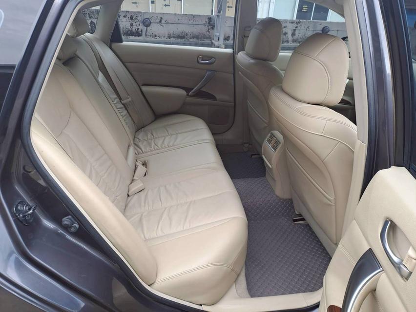 Nissan Teana 2.5 XV รุ่นท็อปสุด ปี 2011 หลังคาซันรู๊ฟ สภาพสวยมาก 11