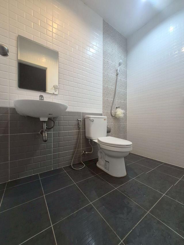 บ้านทาวน์โฮม2ชั้น เลขที่999/99 3ห้องนอน 3ห้องน้ำ มาบยางพร ระยอง 13