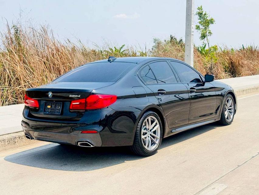 2019 BMW 520d M-Sport ( G30 ) รูปที่ 5
