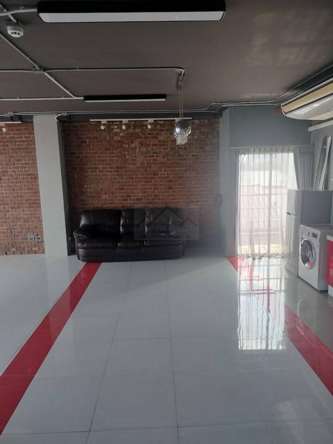 ให้เช่าพื้นที่สำนักงาน 83 ตรม. ซอยเอกมัย 22 ตึก APAI LoFT เดินทางสะดวก ใกล้ BTS เอกมัย ** เหมาะทำออฟฟิศหรือพักอาศัย 6