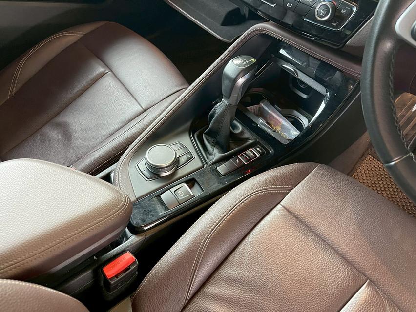 รหัสรถ PJP594 2018 BMW X1 2.0 sDrive18d xLine 6