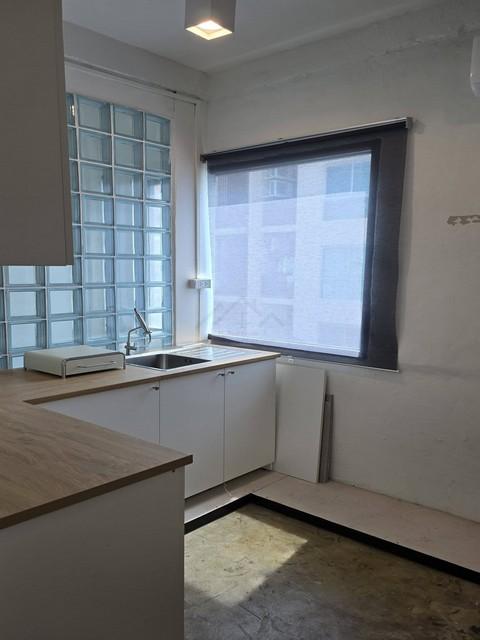 ให้เช่าพื้นที่แบบเหมาทั้งชั้น 44 ตรม. โครงการ The Hub Phahol-Ari ติดถนนใหญ่ใกล้ BTS อารีย์และสะพานควาย 3