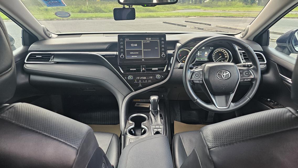 Toyota camry 2.5 HEV Premium Luxury 2022 10
