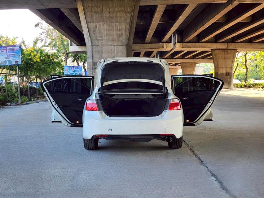 ขายรถ Honda Accord 2.0E ปี 2013 สีขาว เกียร์ออโต้ รูปที่ 18