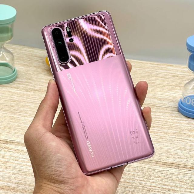 Huawei P30 Pro สีขมพู 4