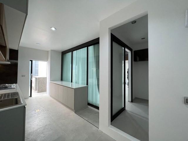 PPL13 ขาย ทาวน์โฮม 3.5 ชั้น เอสทารา ฮาเว่น พัฒนาการ 20 Estara Haven Pattanakarn 20 หลังมุม เดินทางสะดวกใกล้ทางด่วน