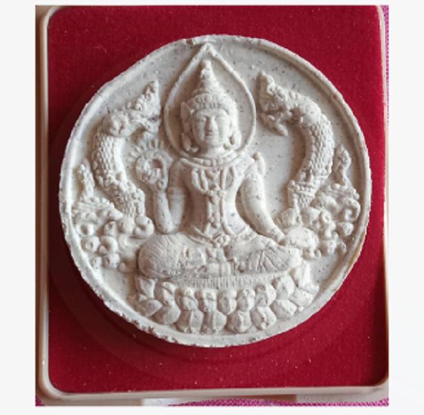 Jatukam Ramathep องค์ท้าวจตุคามรามเทพ รุ่นมหาเศรษฐีเงินทองไหลมา พิธีมหาพุทธาภิเษกวัดลอนบางแก้ว พัทลุง (original) (consecrated) No.44