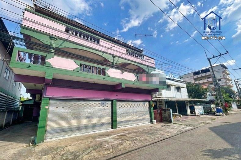 ขายห้องเช่า 3 ชั้น 22 ห้อง ซอยรังสิต–นครนายก 4 คลอง1 ใกล้ฟิวเจอร์พาร์ค รังสิต 2