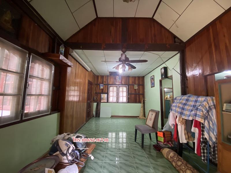 บ้านพร้อมที่ดิน200ตารางวา 10