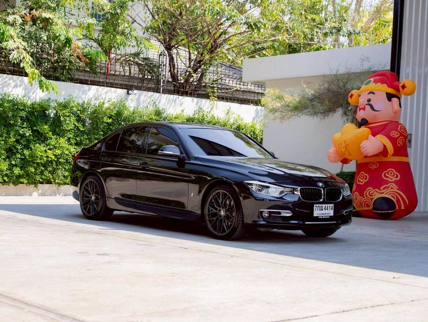 BMW 330e 2.0 Sport ปีจด 18 รูปที่ 3
