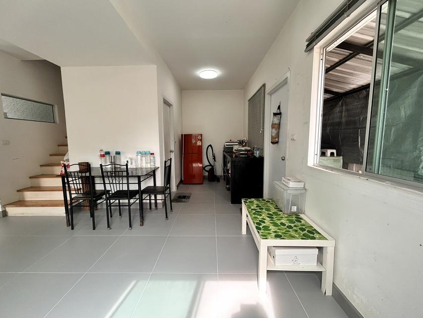 ทาวน์เฮ้าส์ 2 ชั้น 3 ห้องนอน 2 ห้องน้ำ 15