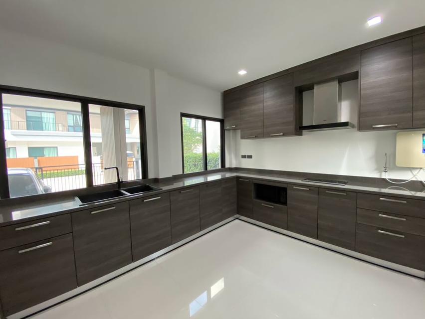 Single House for Sale, Venue Id Motorway Rama 9 19