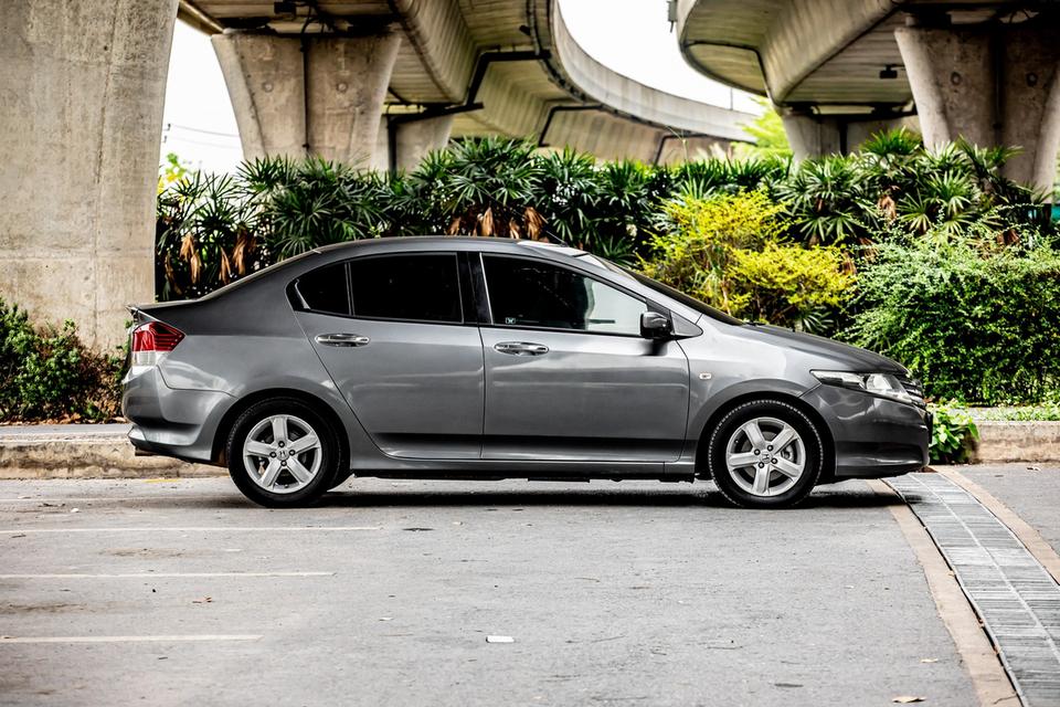 Honda City 1.5V AT ปี 2011 สีเทา เดิมคลีนๆสวยๆ 5