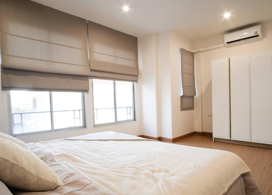 ให้เช่าทาวโฮม 3ชั้น โครงการ บ้านกลางเมือง บริติซทาวน์ ศรีนครินทร์  ใกล้ส่วนกลางหมู่บ้าน 6
