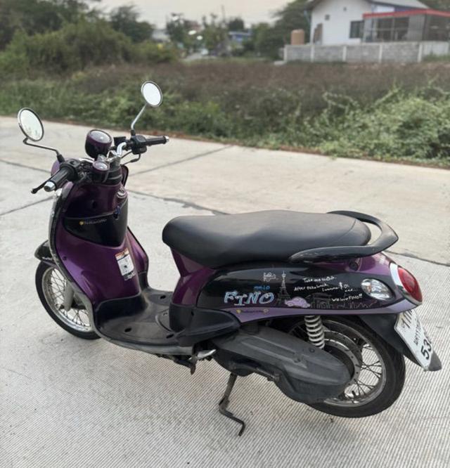 Yamaha Fino สีม่วง 2