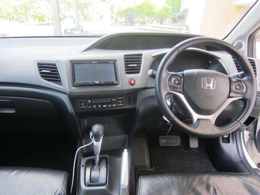 ขายรถยนต์ Honda Civic FB 2013 11