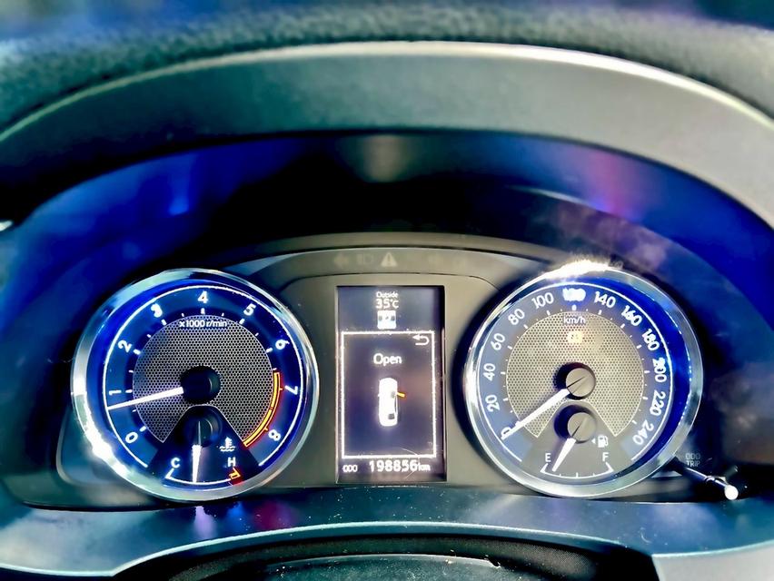 ขาย Toyota Altis 1.8G ปี16 8