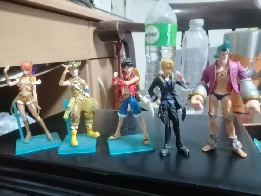 ตัวการ์ตูนจากเรื่องวันพีช ขยเหมาตามสภาพ