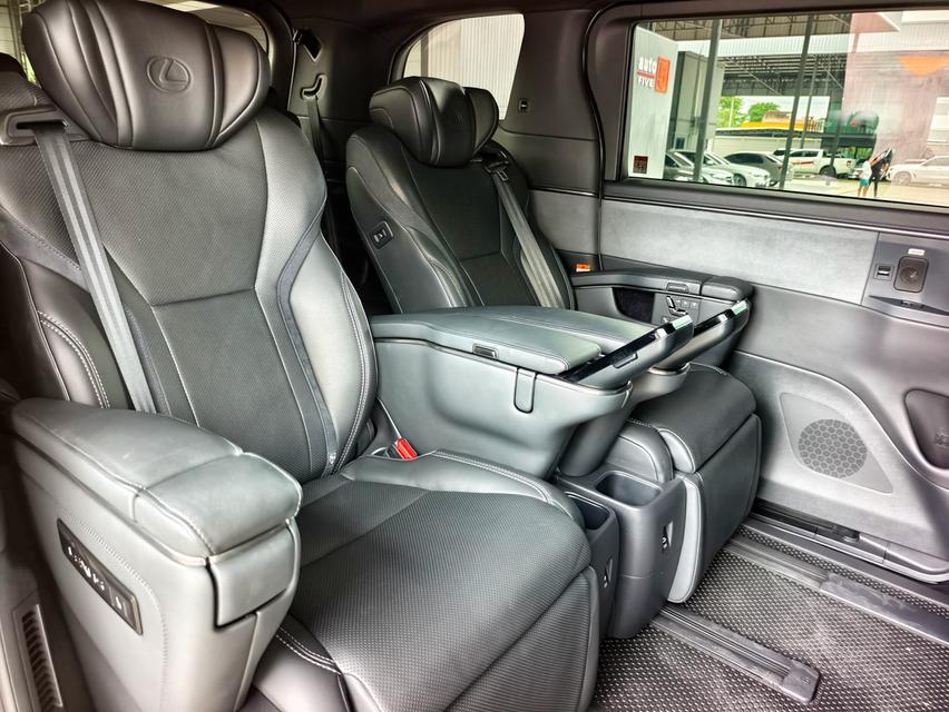 Lexus LM 350h Executive 7-Seater 2024💰 ราคาพิเศษเพียง 4,690,000 บาท เท่านั้น รูปที่ 14
