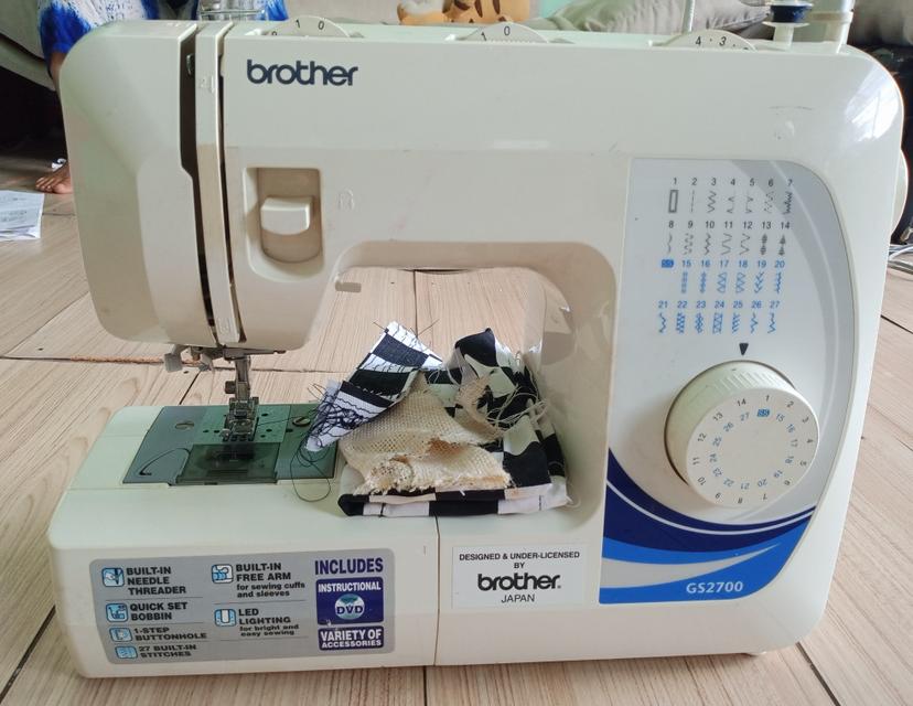 จักรเย็บผ้า brother GS2700