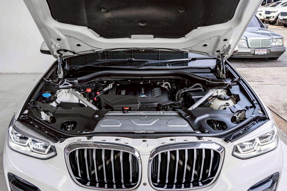 รหัสรถ NP2731 รุ่นรถ : BMW X4 XDRIVE20d M SPORT ปีรถ : 2021 17