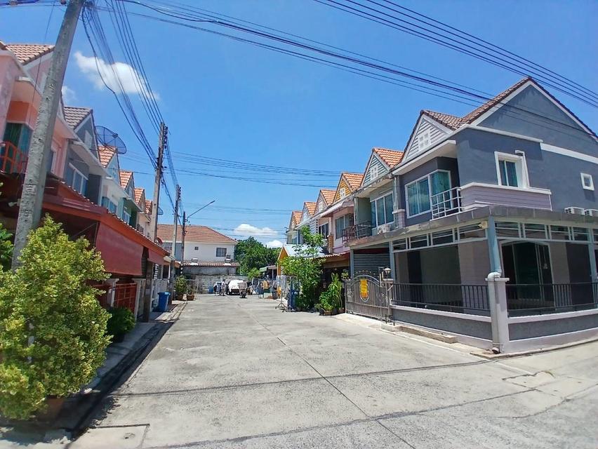 ขายบ้าน 2 ชั้น หมู่บ้านอู่ทองเพลส 6 ซอยเปียร์นนท์ ถนนลำลูกกาคลอง 3 2