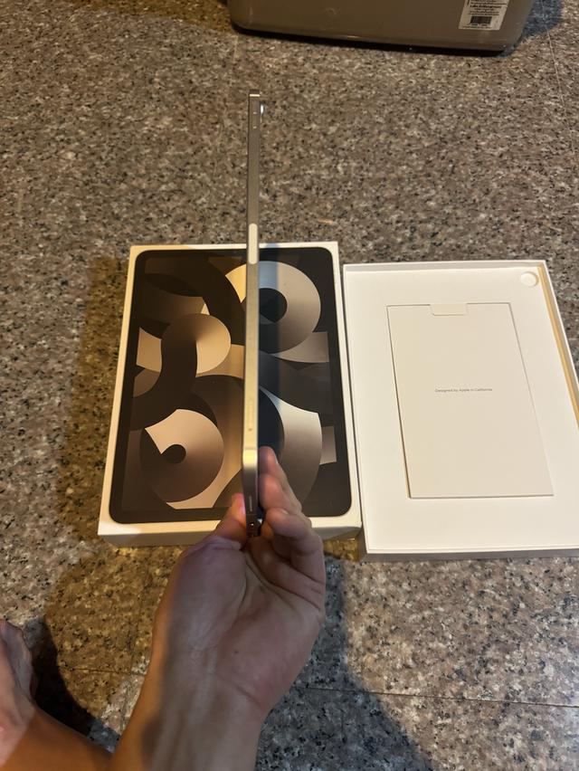 ขายiPadAir5M1สีหายากStar Light256กิ๊กWifi Celluerใส่ซิมได้ตัวTopยกกล่องไร้รอยตกถูกๆ 6