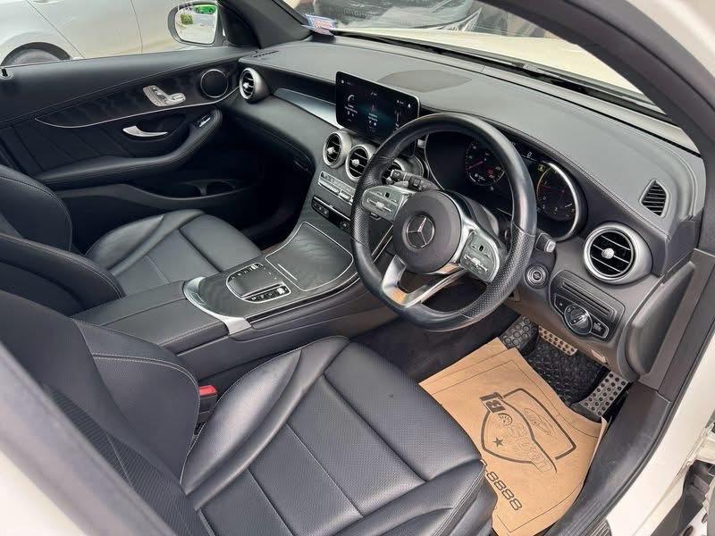 Mercedes-Benz GLC220d AMG Dynamic ปี 2021 รูปที่ 10