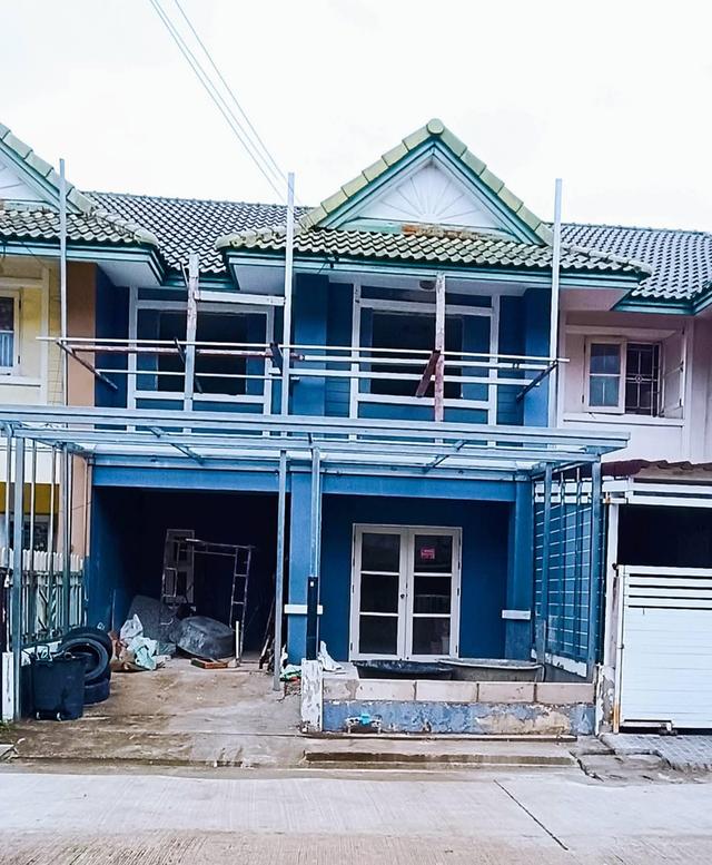 บ้านอยู่ระหว่าง renovate หมู่บ้านพฤกษา 26