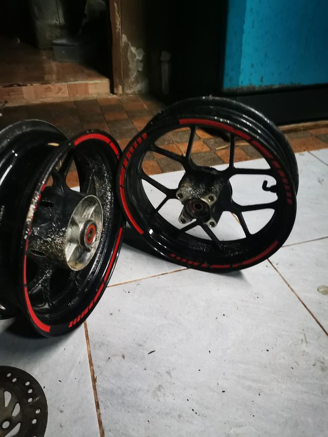 อะไหล่รถมอเตอร์ไซค์ มือสอง 2