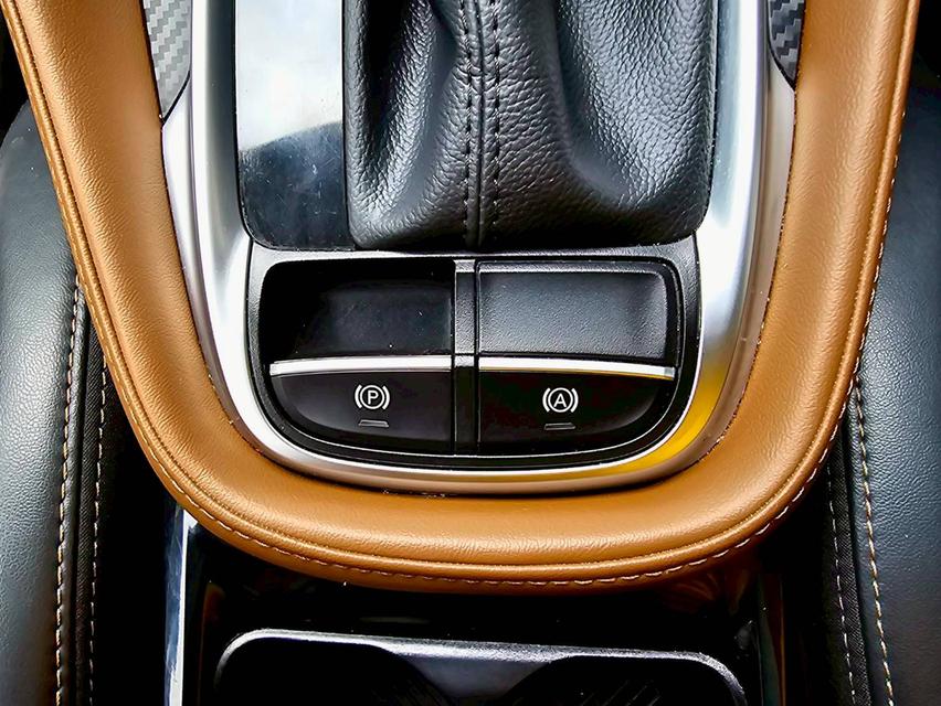 รหัสรถ SEZ12 MG ZS 1.5 V Sunroof เกียร์ ออโต้ เบนซิน สี ขาว ปี 2023 15