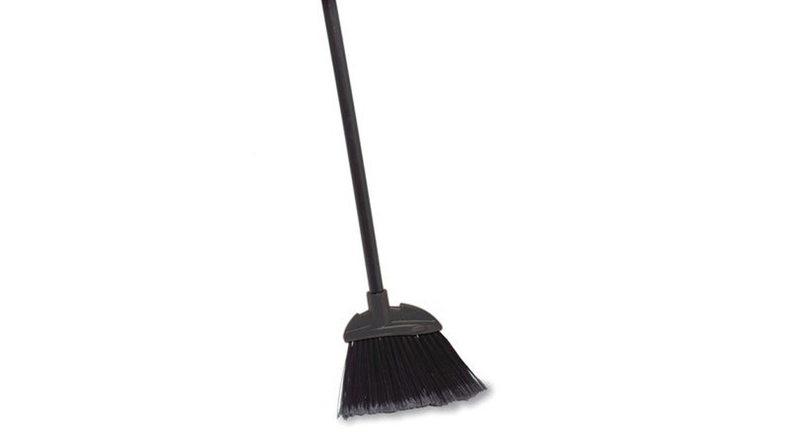 EXECUTIVE SERIES LOBBY BROOM  VINYL HANDLE  BLACK 1