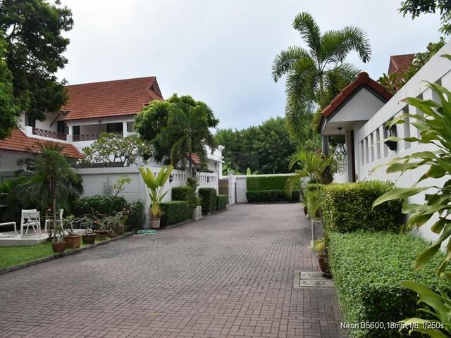 ให้เช่าบ้านเดี่ยว 2 ชั้น 100 ตรว. 4 ห้องนอน พร้อมสระว่ายน้ำส่วนตัว ซอยศูนย์วิจัย พระรามเก้า เลียบด่วน ใกล้โรงพยาบาลกรุงเ 1