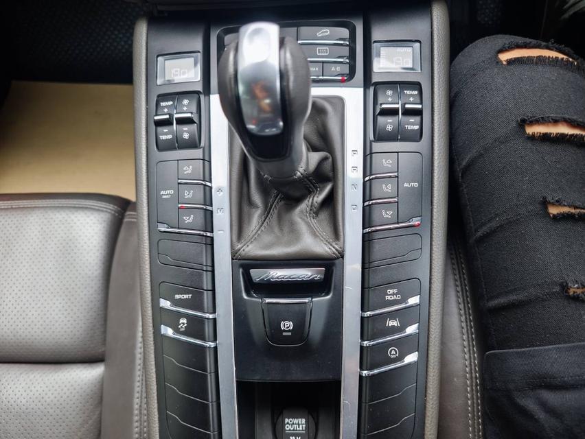 รหัสรถ KPV8866 PORSCHE MACAN 2.0 PDK 2018 15