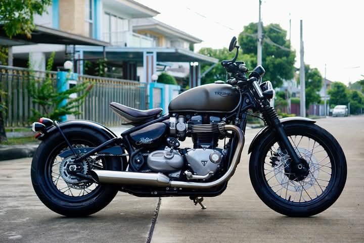 Triumph Bonneville Bobber มือสองสวยๆ