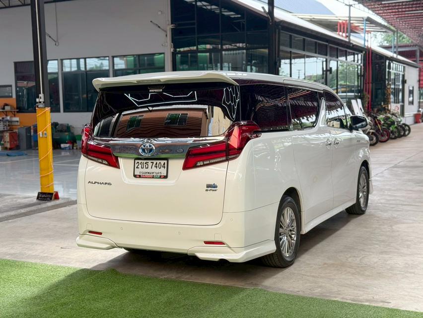 TOYOTA ALPHARD 2.5 HYBRID E-FOUR ปี2022