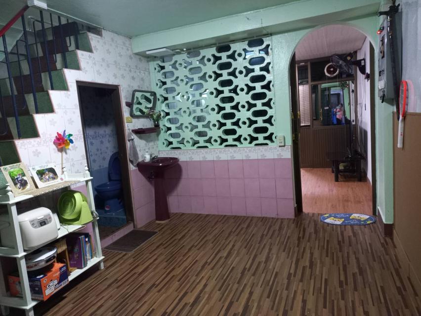 ขาย-เช่า ตึกแถว 4 ชั้น กลางย่านธุรกิจ ใกล้โครงการศูนย์การค้าเวิ้งนครเกษม-เยาวราช เพียง 100 เมตร / ตลาดสำเพ็ง - ตลาดสะพานหัน (เจ้าของขายเอง) 4