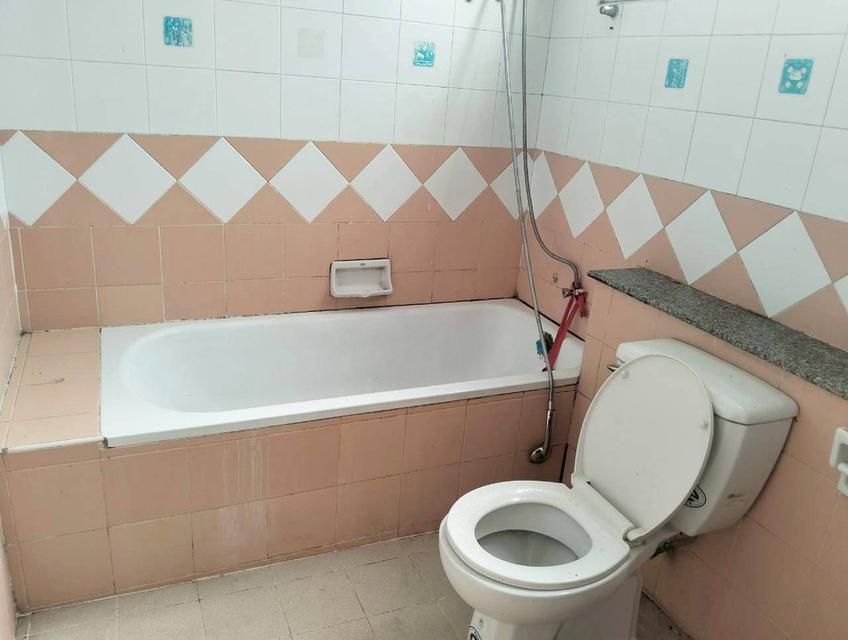 ขายบ้านแฝด 2 ชั้น หมู่บ้านบุรีรมย์ รังสิต ลำลูกกา คลอง4 6