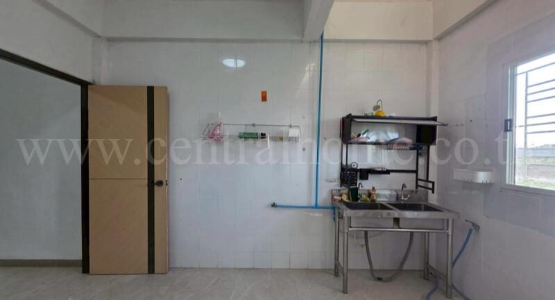 ทาวน์เฮ้าส์ เจริญทรัพย์ เทพารักษ์ รีโนเวทต่อเติมแล้ว พร้อมเข้าอยู่ ราคาถูก 10