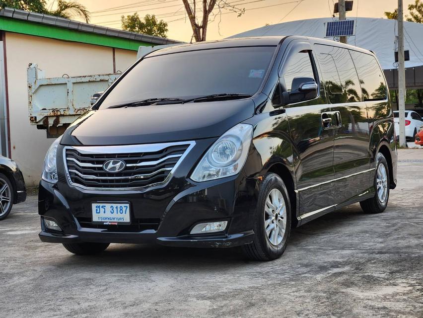 ขาย Hyundai H1 2.5Deluxe ปี16 3